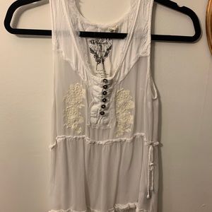 beautiful sheer white top🐚